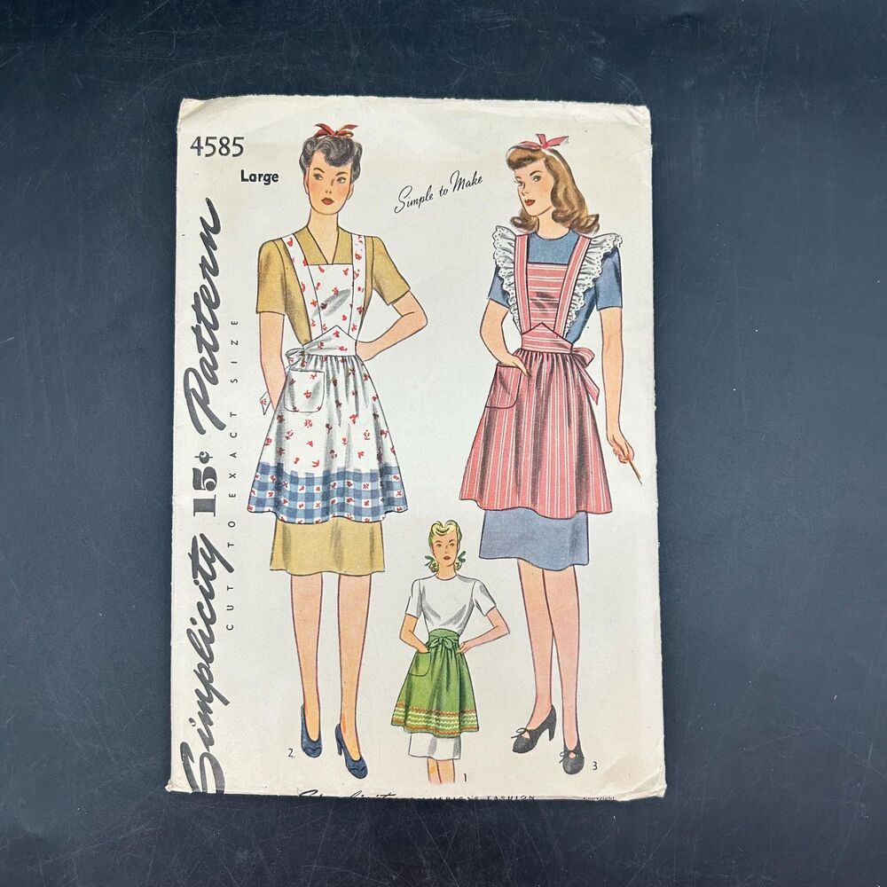 Vintage Sewing Apron Pattern 1940s, #4585, uncut original, large Simplicity